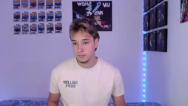 Snapshot of jack_walker190 chatting on 11/02/25, 02:19 jack walker190 online show from 11/02/25, 02:19