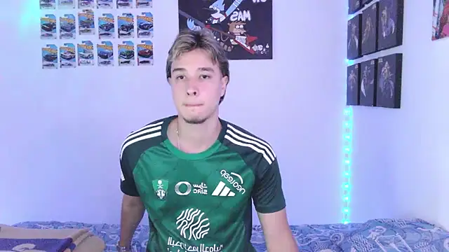 Snapshot of jack_walker190 chatting on 11/07/25, 07:47 jack walker190 online show from 11/07/25, 07:47