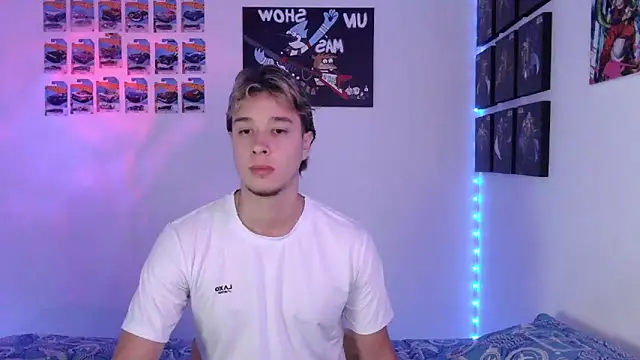 Snapshot of jack_walker190 chatting on 11/16/25, 05:57 jack walker190 online show from 11/16/25, 05:57