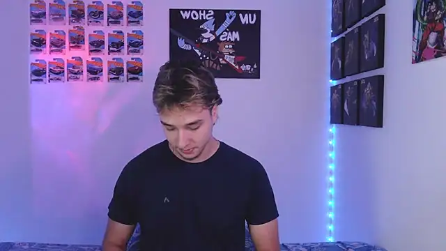 Snapshot of jack_walker190 chatting on 11/17/25, 07:47 jack walker190 online show from 11/17/25, 07:47