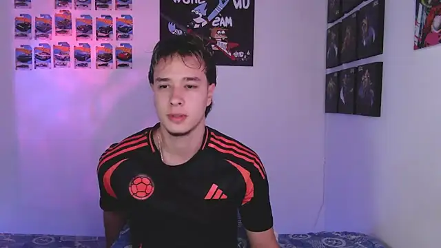 Snapshot of jack_walker190 chatting on 12/03/25, 11:19 jack walker190 online show from 12/03/25, 11:19