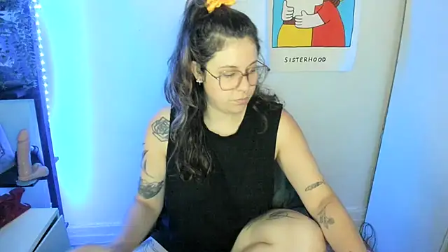 Rosiee69  online show from 06/19/26, 02:21