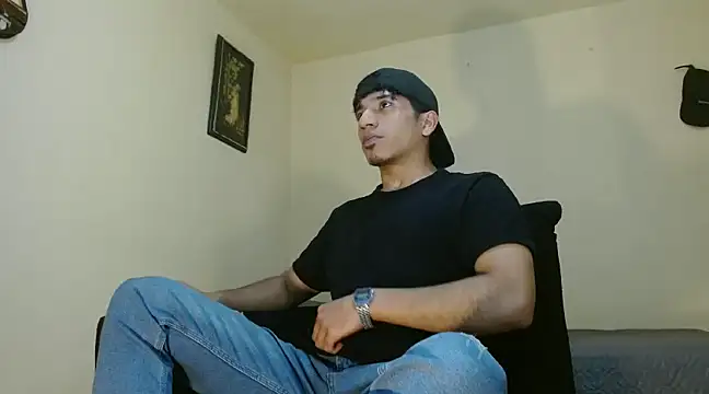 AngelHil online show from 02/25/25, 02:47