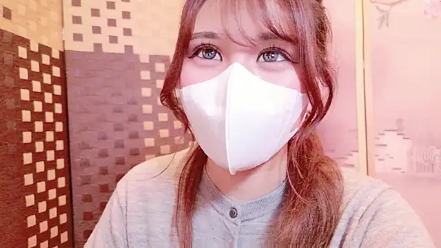 noa chi online show from 10/17/25, 04:48