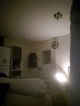 Snapshot of Mrnutella chatting on 02/25/25, 01:20 Mrnutella online show from 02/25/25, 01:20