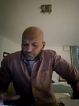 Snapshot of Mrnutella chatting on 03/05/25, 09:48 Mrnutella online show from 03/05/25, 09:48