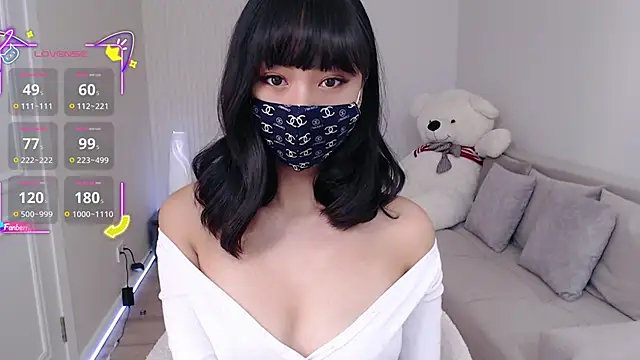 ThaiBoo online show from 09/20/25, 02:12