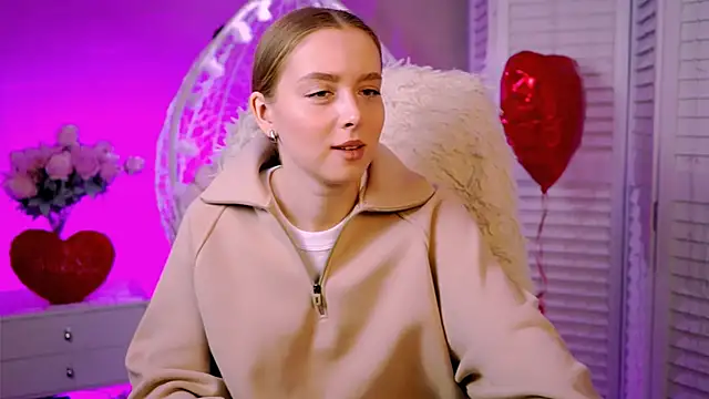 JenniferGraces online show from 02/25/25, 08:25