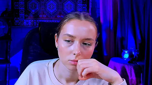 JenniferGraces online show from 03/05/25, 11:17