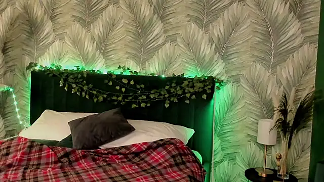 boozekirs  online show from 11/06/25, 03:07