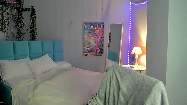 boozekirs  online show from 04/06/26, 02:53