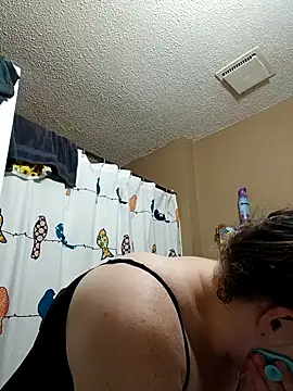 HTXBELLE online show from 09/25/25, 12:20