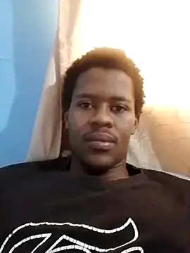 Snapshot of _RapElani-2290 chatting on 03/13/25, 06:26 RapElani-2290 online show from 03/13/25, 06:26