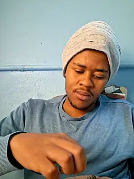 Snapshot of _RapElani-2290 chatting on 09/28/25, 12:32 RapElani-2290 online show from 09/28/25, 12:32