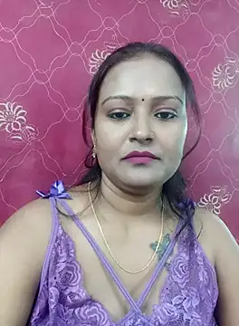 Snapshot of sxe983616 chatting on 02/17/25, 03:20 sxe983616 online show from 02/17/25, 03:20