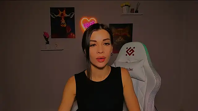 Snapshot of KetiWils chatting on 03/18/25, 04:47 KetiWils online show from 03/18/25, 04:47