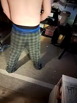 Cummaker69 online show from 11/23/25, 09:03