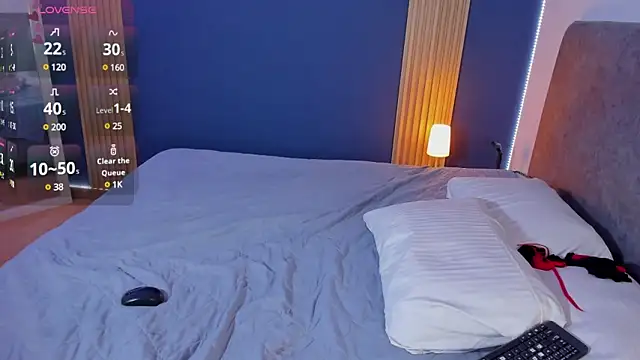 Snapshot of AbellaFox_ chatting on 03/08/25, 06:10 AbellaFox online show from 03/08/25, 06:10