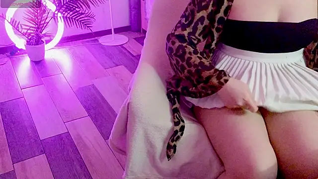 baby debbie online show from 02/06/26, 03:37