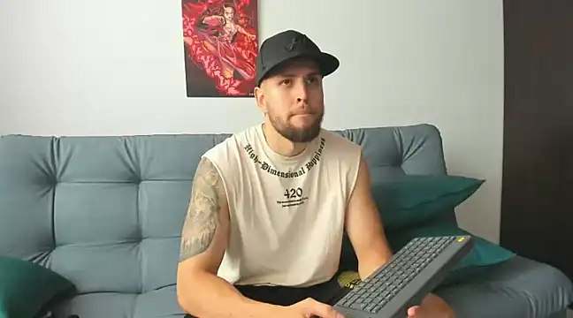 Snapshot of bastianwatson10 chatting on 03/12/25, 04:56 bastianwatson10 online show from 03/12/25, 04:56