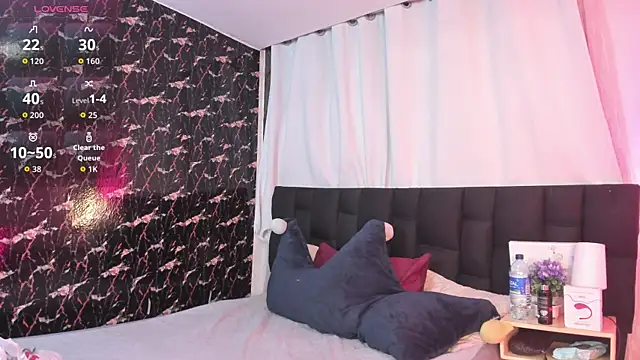 aitana garcia  online show from 10/04/25, 09:07