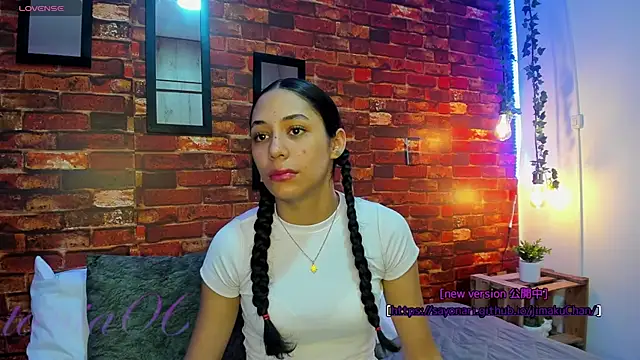 Snapshot of TANIA_06 chatting on 02/24/25, 01:31 TANIA 06 online show from 02/24/25, 01:31