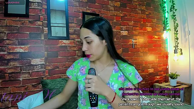 Snapshot of TANIA_06 chatting on 03/01/25, 01:18 TANIA 06 online show from 03/01/25, 01:18