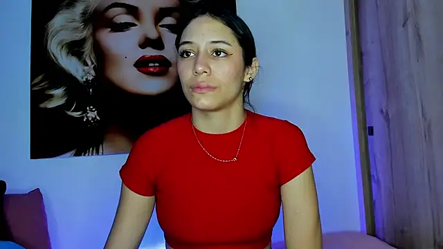 Snapshot of TANIA_06 chatting on 10/01/25, 10:21 TANIA 06 online show from 10/01/25, 10:21