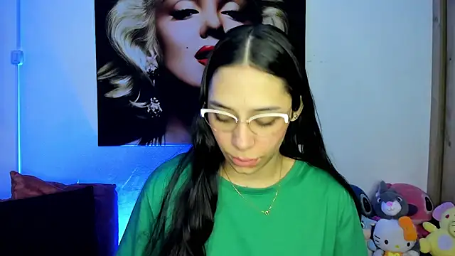 TANIA 06 online show from 11/21/25, 01:21