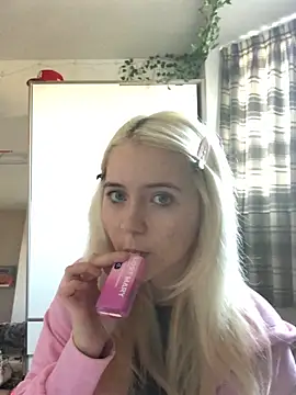 Blondie Sofia Essexbabe online show from 11/21/25, 12:15