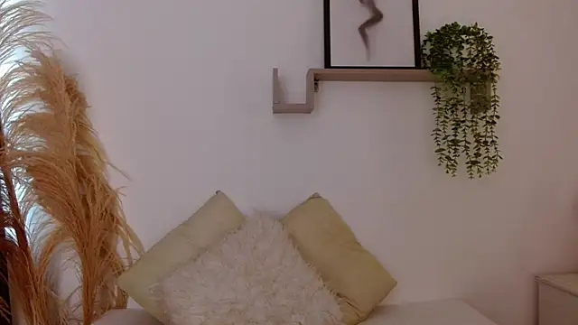 emily-777 online show from 10/01/25, 09:21