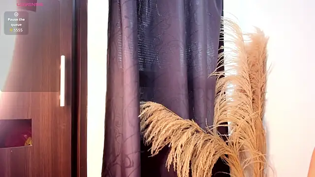 emily-777 online show from 11/29/25, 09:18