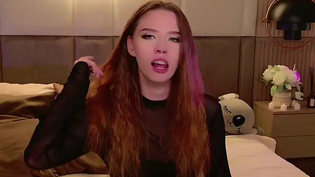 Sierra Fane online show from 03/19/25, 02:48