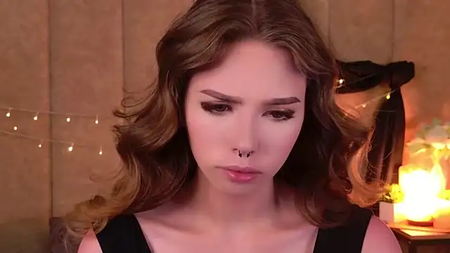 Sierra Fane online show from 09/09/25, 08:41