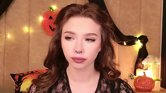 Sierra Fane online show from 10/25/25, 05:59