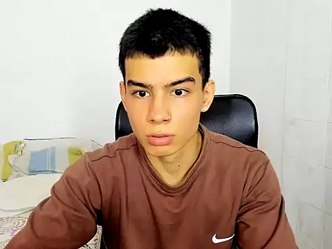 seigfried0 online show from 02/19/25, 07:05