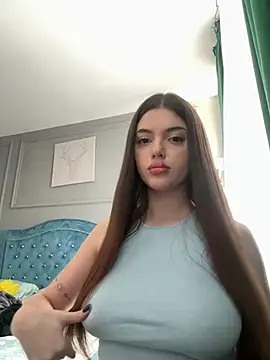 Snapshot of NaomiMulan chatting on 02/19/25, 12:55 NaomiMulan online show from 02/19/25, 12:55