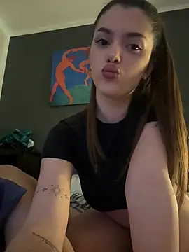 Snapshot of NaomiMulan chatting on 03/03/25, 03:31 NaomiMulan online show from 03/03/25, 03:31