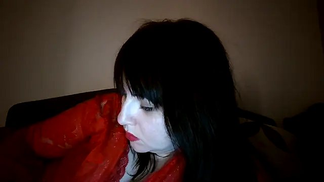 Snapshot of KamillaLaLove chatting on 02/21/25, 08:05 KamillaLaLove online show from 02/21/25, 08:05