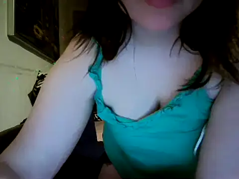 Snapshot of KamillaLaLove chatting on 03/01/25, 12:50 KamillaLaLove online show from 03/01/25, 12:50