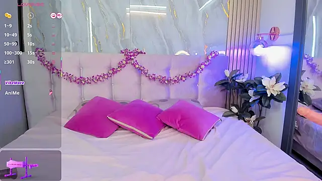 SalomeeHills online show from 03/16/26, 05:06