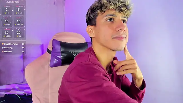 Snapshot of Allex_Cano chatting on 03/16/25, 05:28 Allex Cano online show from 03/16/25, 05:28