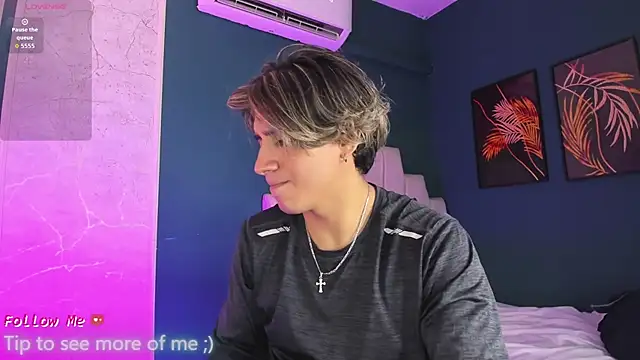 Snapshot of Allex_Cano chatting on 09/08/25, 07:13 Allex Cano online show from 09/08/25, 07:13