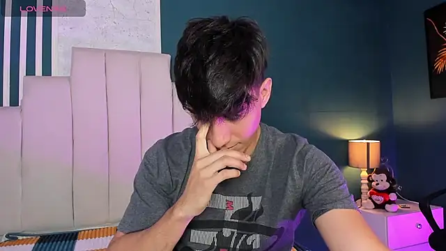 Snapshot of Allex_Cano chatting on 12/01/25, 06:35 Allex Cano online show from 12/01/25, 06:35