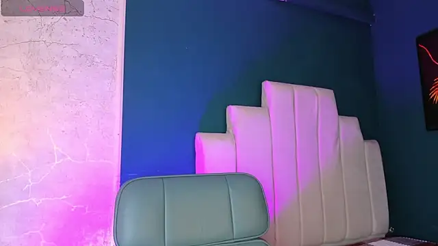 Snapshot of Allex_Cano chatting on 12/16/25, 03:44 Allex Cano online show from 12/16/25, 03:44