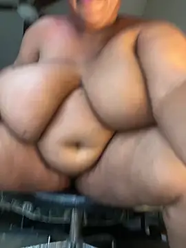 Snapshot of Deshay30 chatting on 02/17/26, 03:51 Deshay30 online show from 02/17/26, 03:51