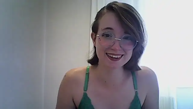 Elise Nyx online show from 12/03/25, 02:15