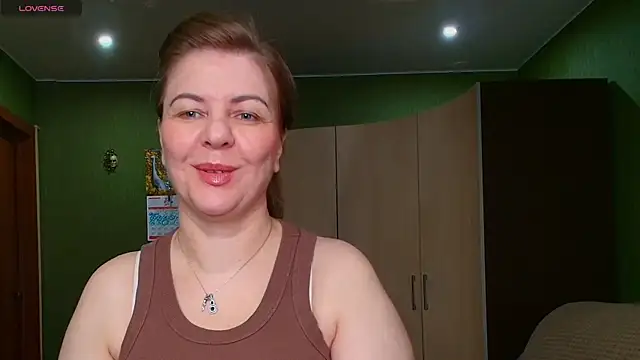 VeronikawGold online show from 07/15/26, 03:01