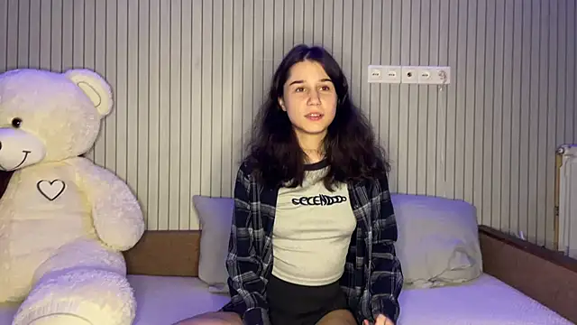 baby lesi online show from 03/13/26, 06:47