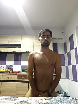 Snapshot of andreiiiii2025 chatting on 09/16/25, 02:07 andreiiiii2025 online show from 09/16/25, 02:07